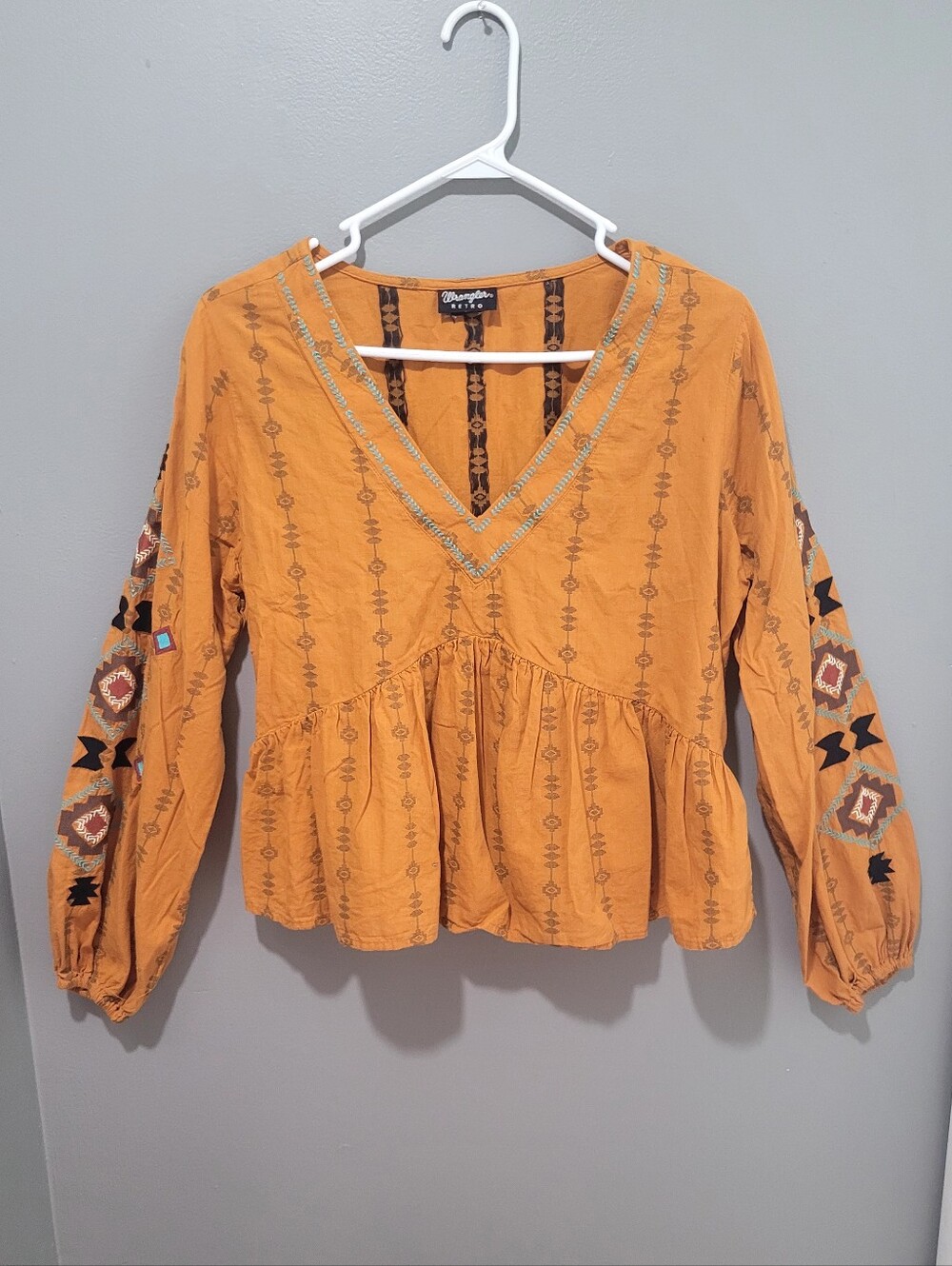Wrangler Mustard Yellow Floral Embroidered Sleeve's V-Neck Babydoll Top Sz L